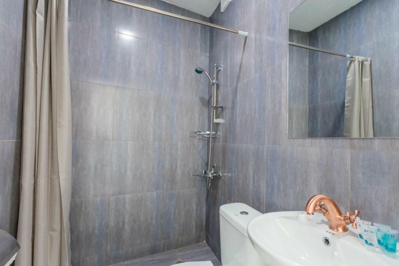 Hotel Tato Tbilisi Esterno foto