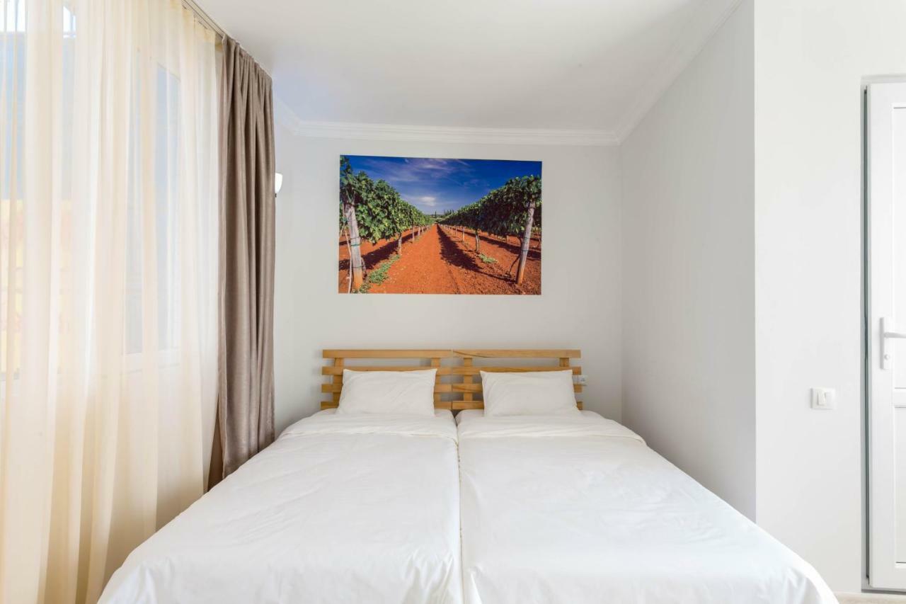 Hotel Tato Tbilisi Esterno foto